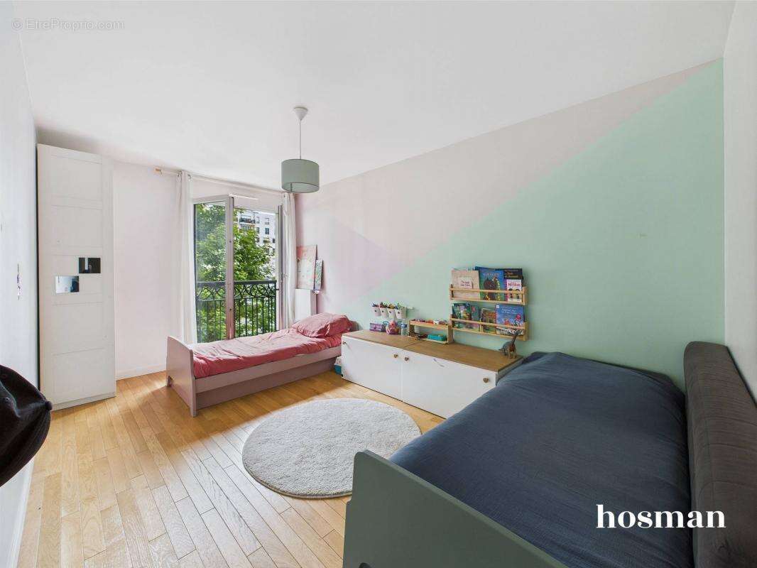 Appartement à SURESNES