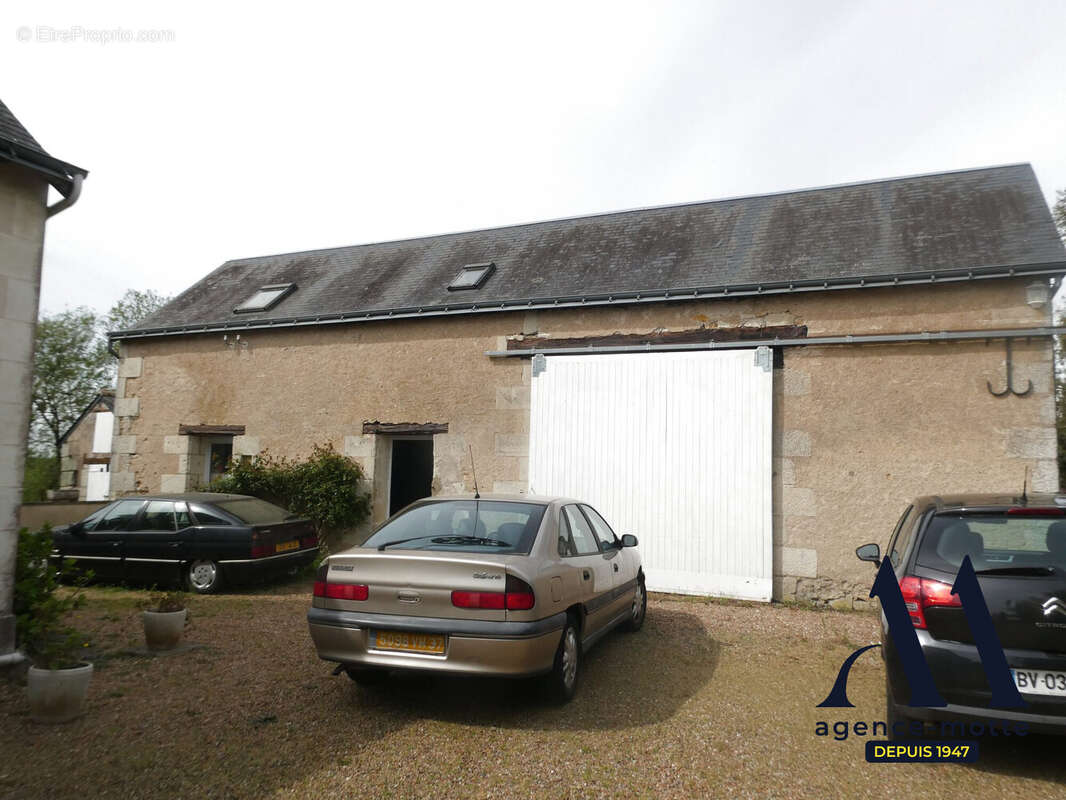 Maison à CHARENTILLY