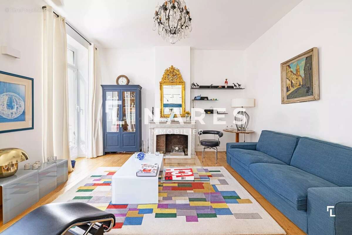 Appartement à MARSEILLE-6E