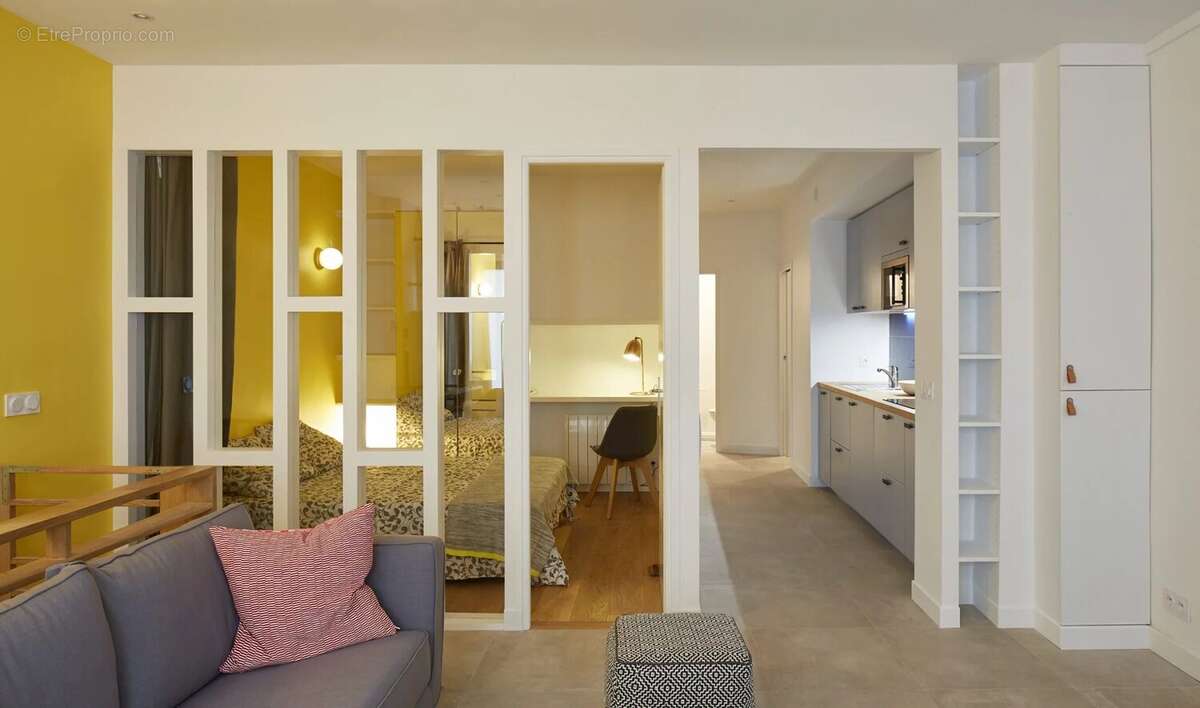 Appartement à PARIS-17E