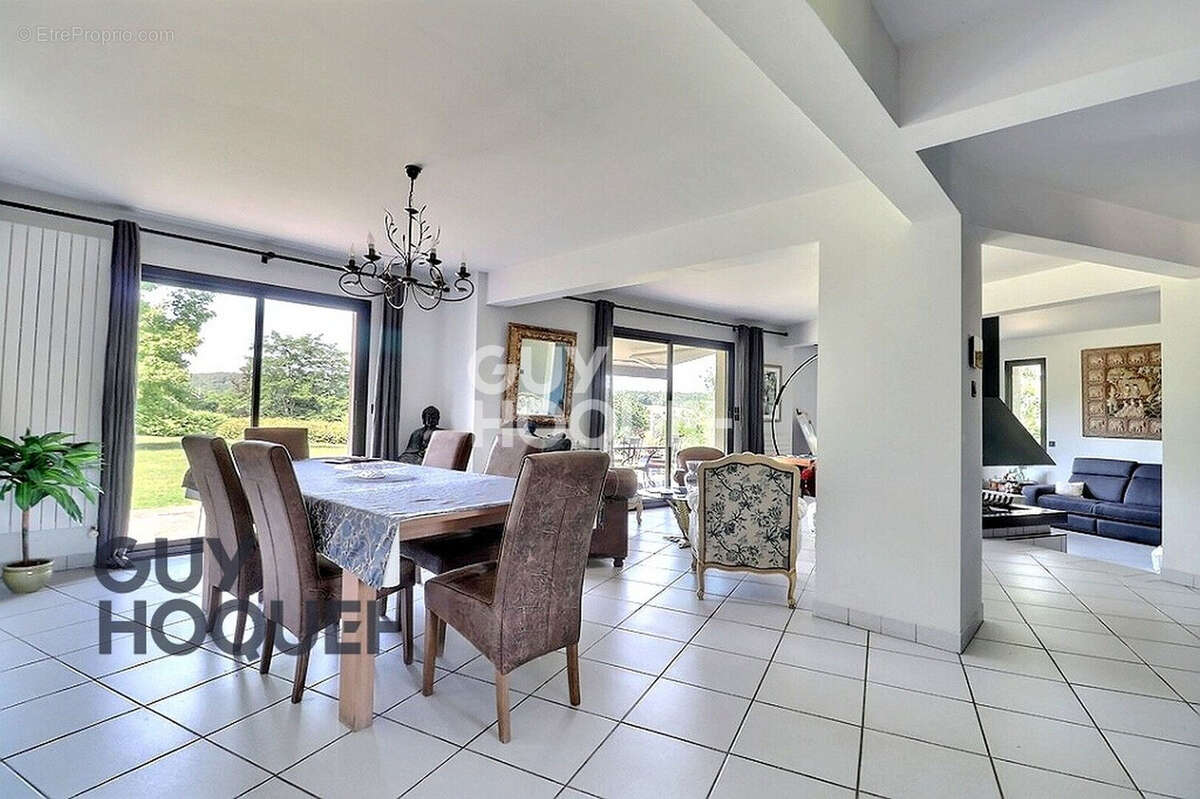 Maison à BERNAY