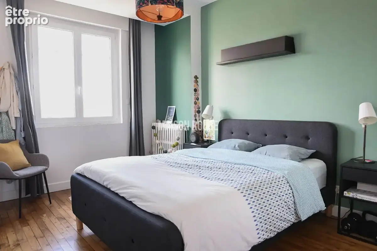 Appartement à vendre 6 pièces, 126 m2, centre-ville Rennes, très bon état. Garage. Ascenseur - photo 17