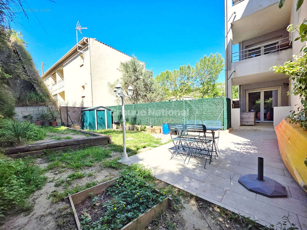 Appartement à SAINT-CHAMAS