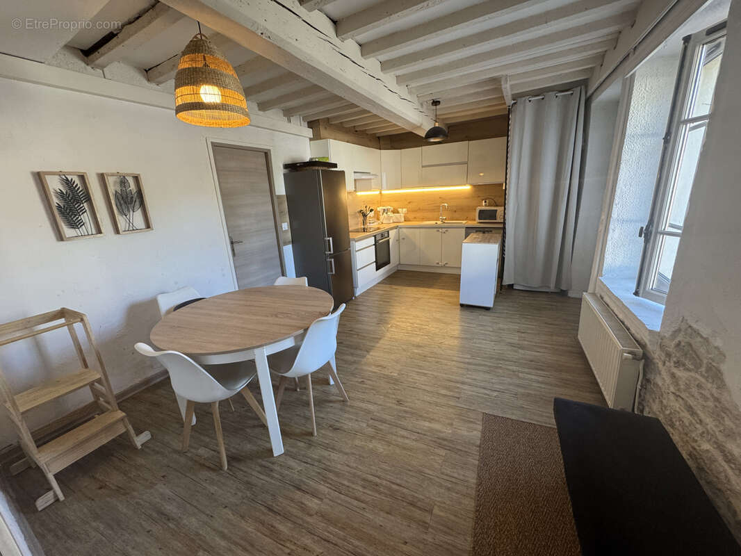 Maison à SAINT-ROMAIN-DE-JALIONAS