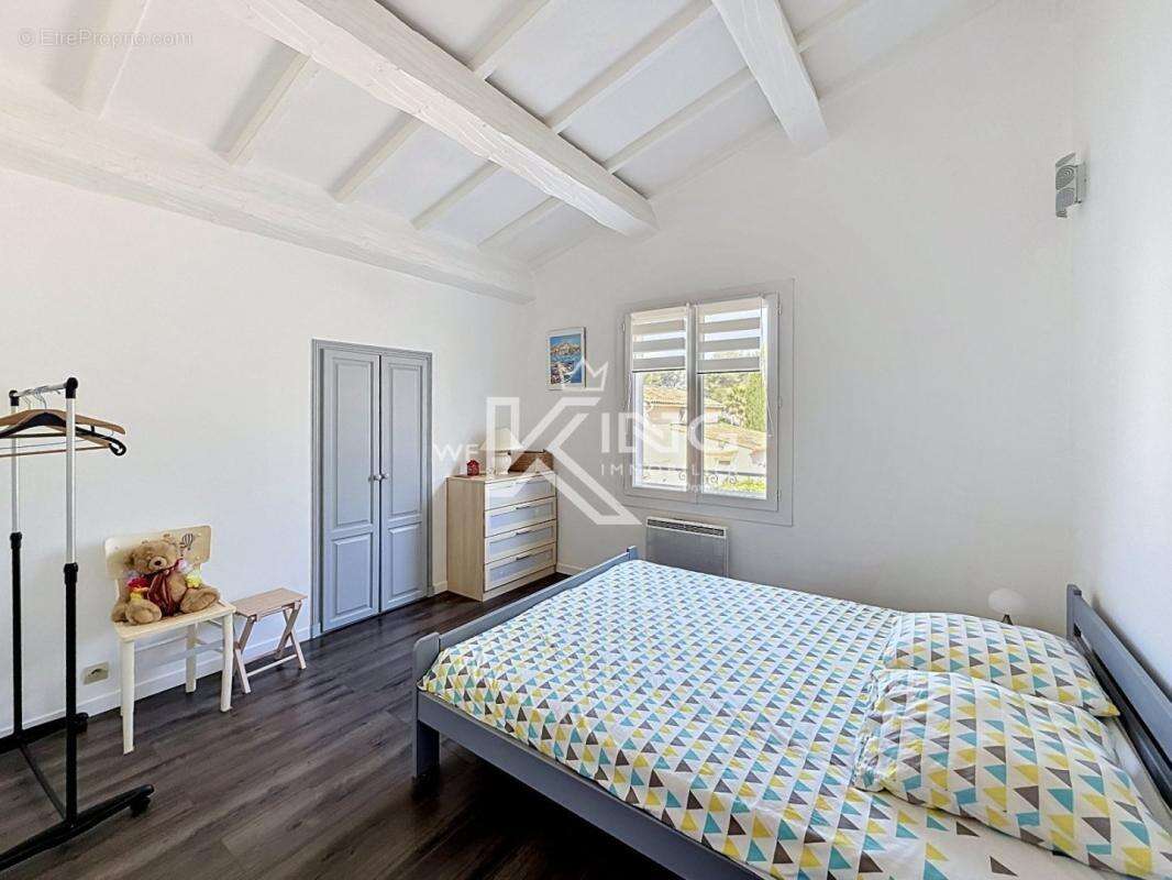 Maison à FREJUS