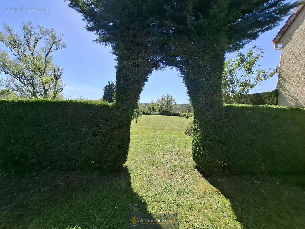 Maison à JOUY-SUR-MORIN