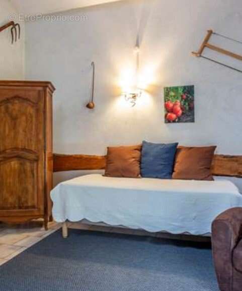 Maison à L'ISLE-SUR-LA-SORGUE