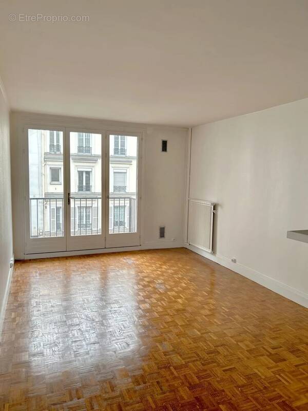 Appartement à LEVALLOIS-PERRET