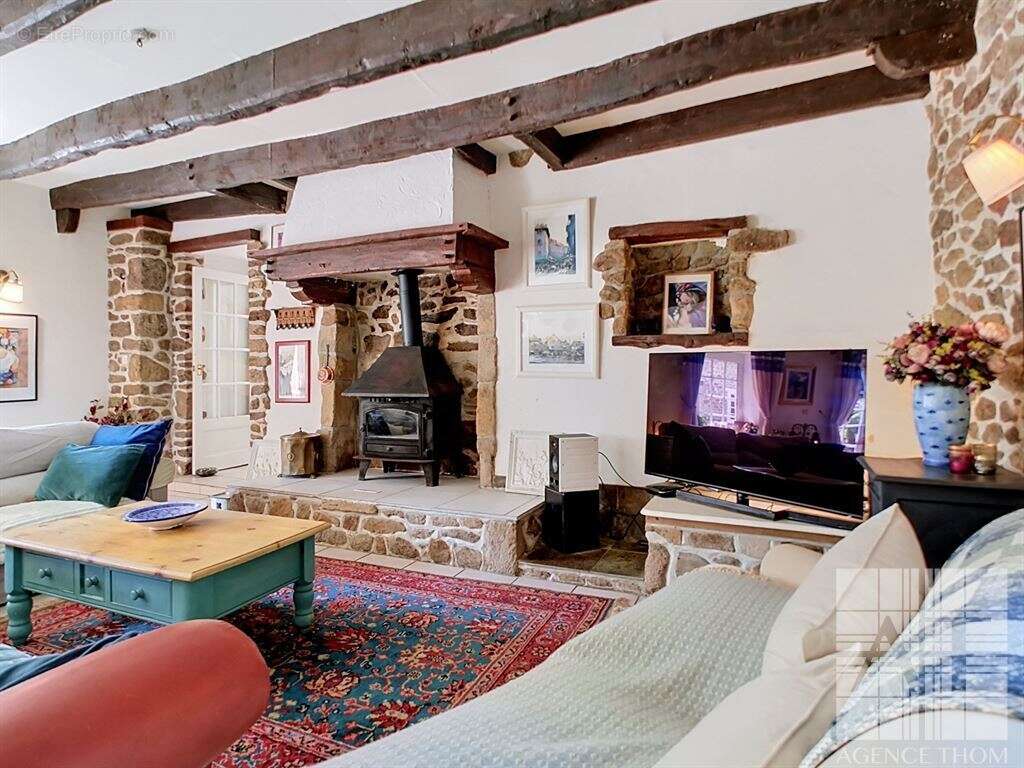 Ensemble immobilier de deux maisons, charme et authenticité - photo 4