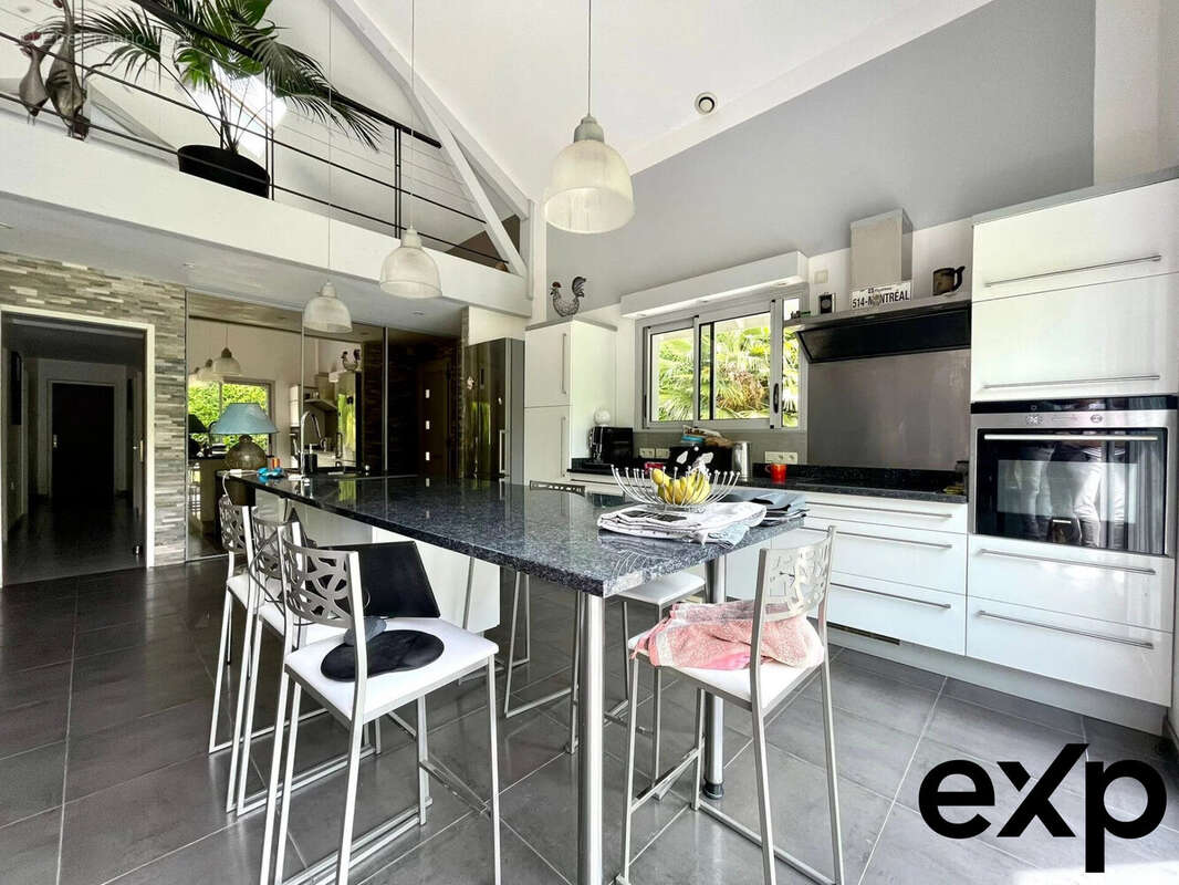 Maison à CHINDRIEUX