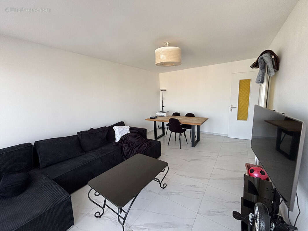 Appartement à BRON