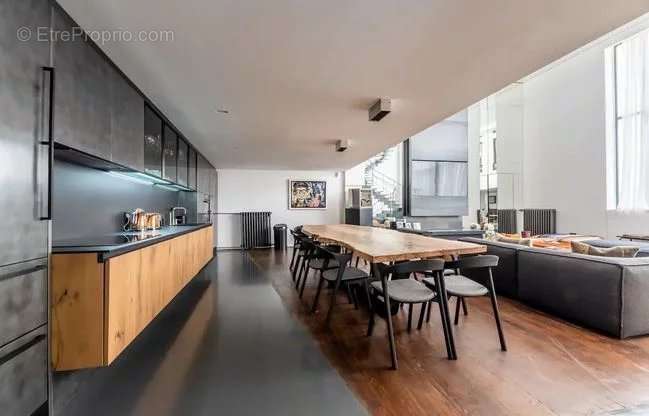 Appartement à PARIS-9E