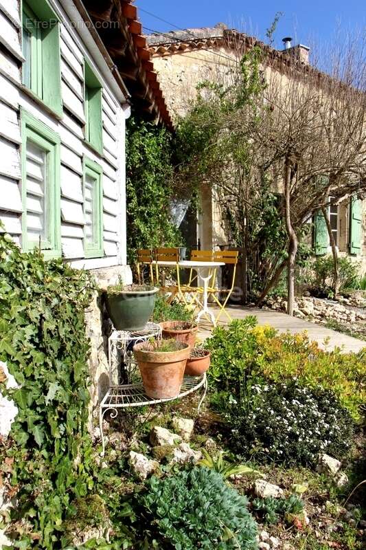 Maison à SAINT-CLAR