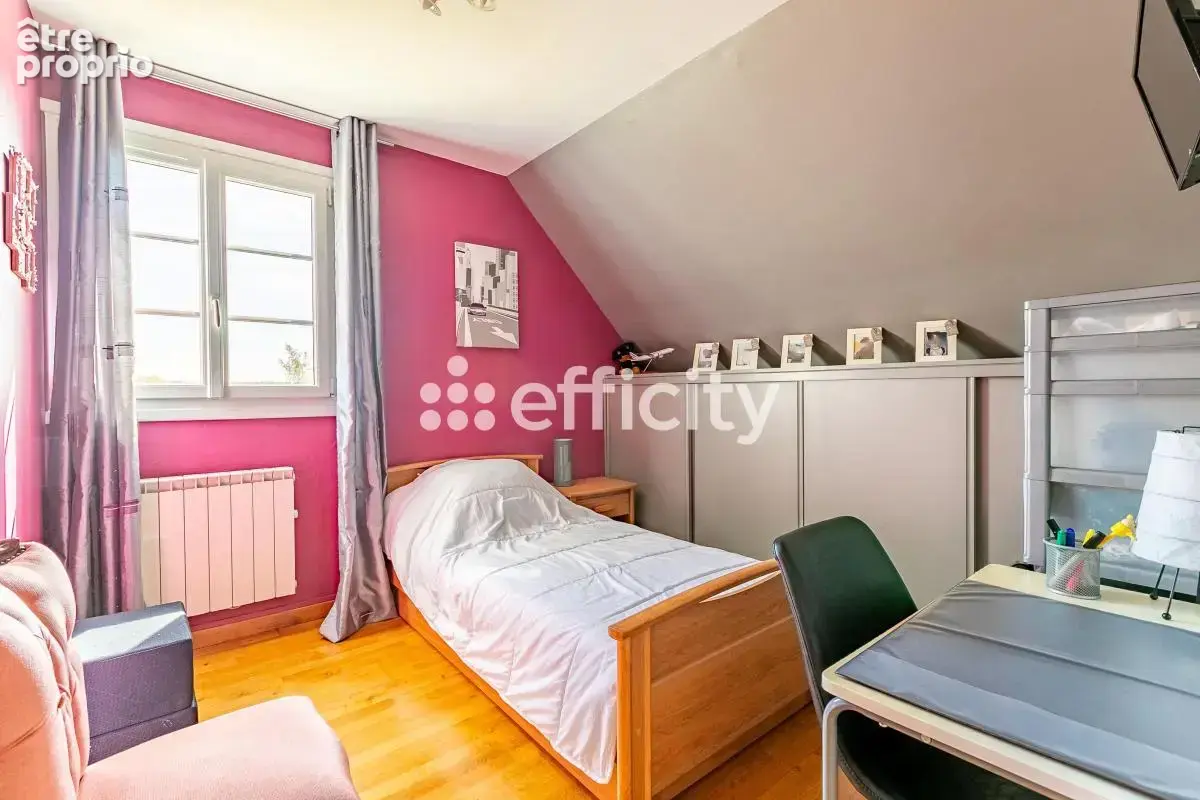 Maison 110 m² à Crepy-En-Valois  - photo 14