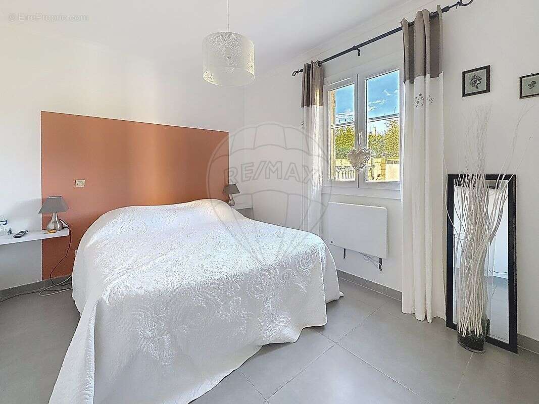 Maison à SAINT-GENIES-DE-MALGOIRES