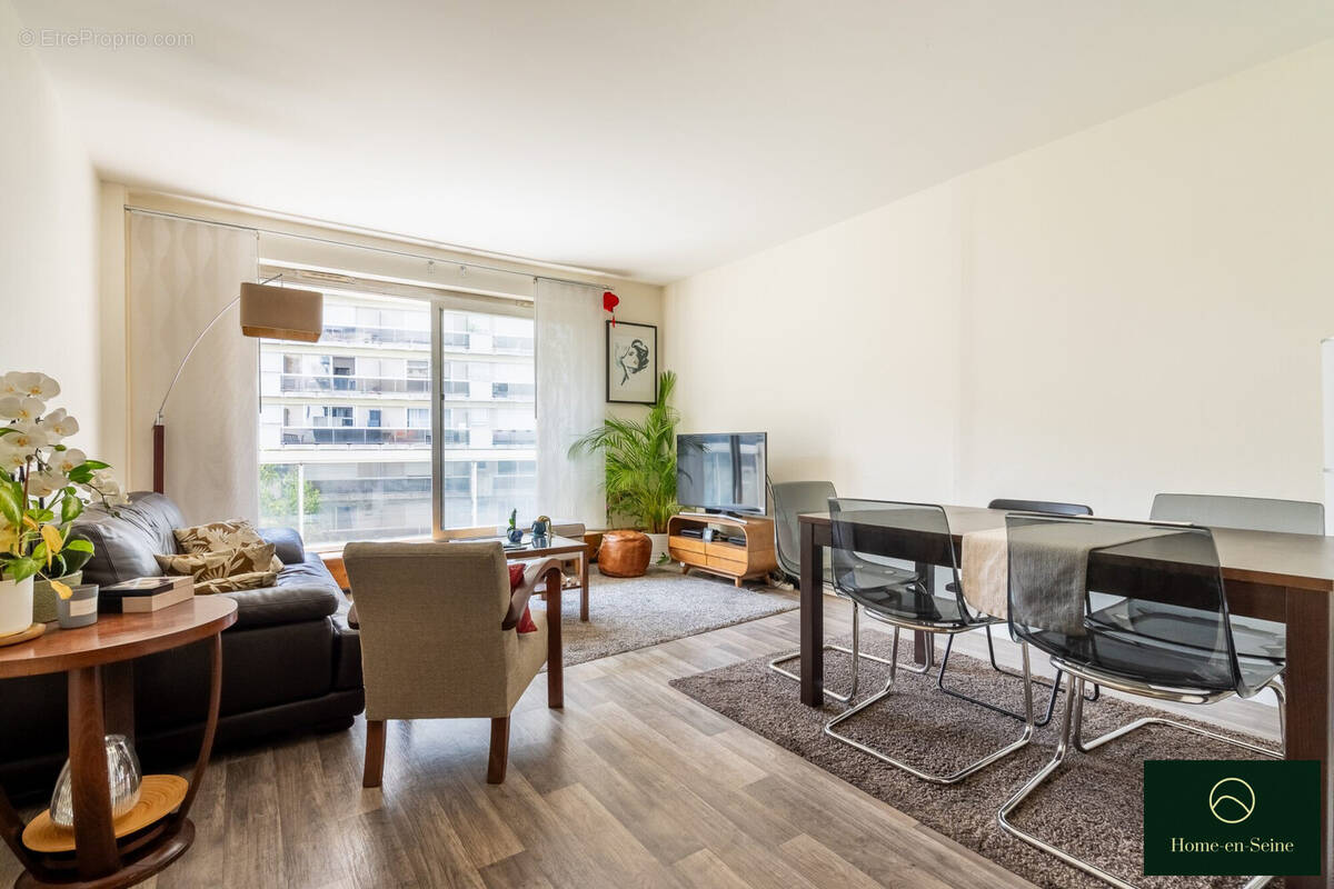 Appartement à PARIS-12E