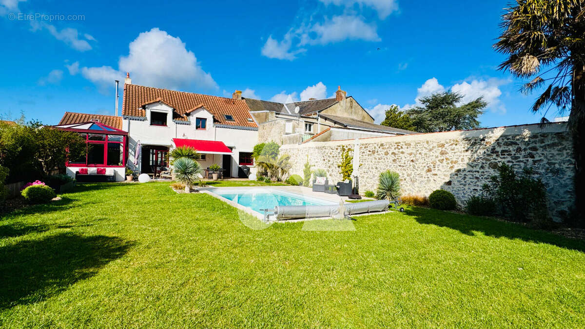 Maison à LA ROCHE-SUR-YON