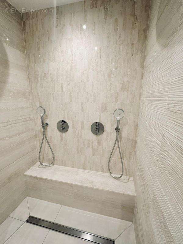 Maison à ETOILE-SUR-RHONE