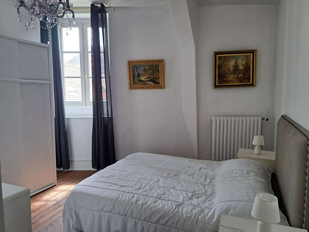 Maison à CHATILLON-EN-BAZOIS