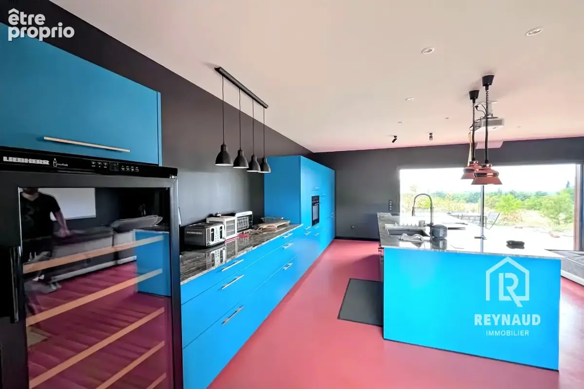 Maison 177 m² à Salasc  - photo 2