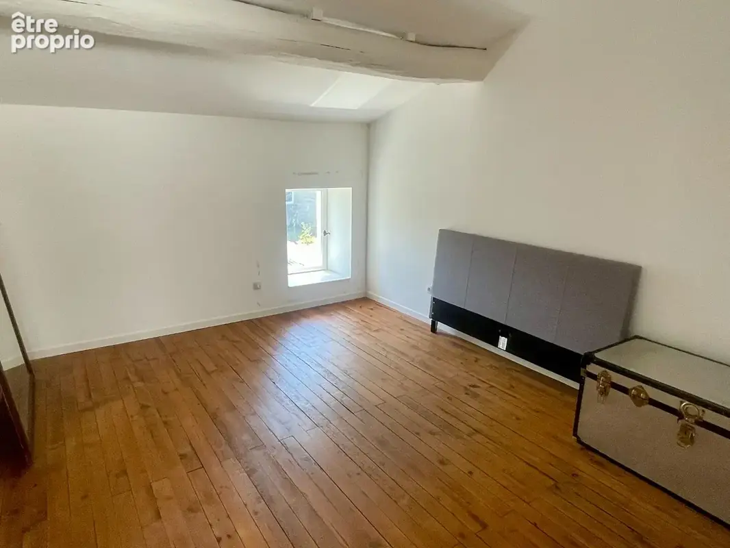 Maison et maison d'amis en centre ville LOULAY, tout à l'égout - photo 10