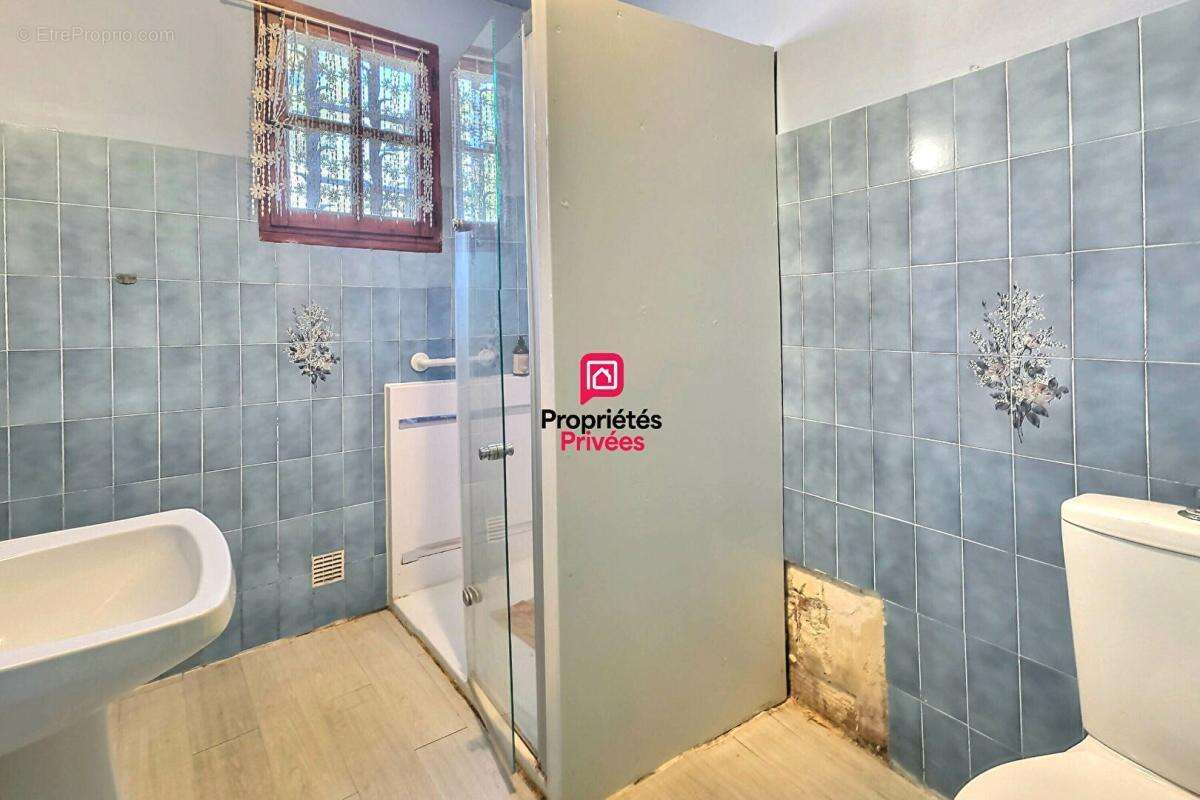 Maison 3 chambres 120 m² à Claret - photo 15