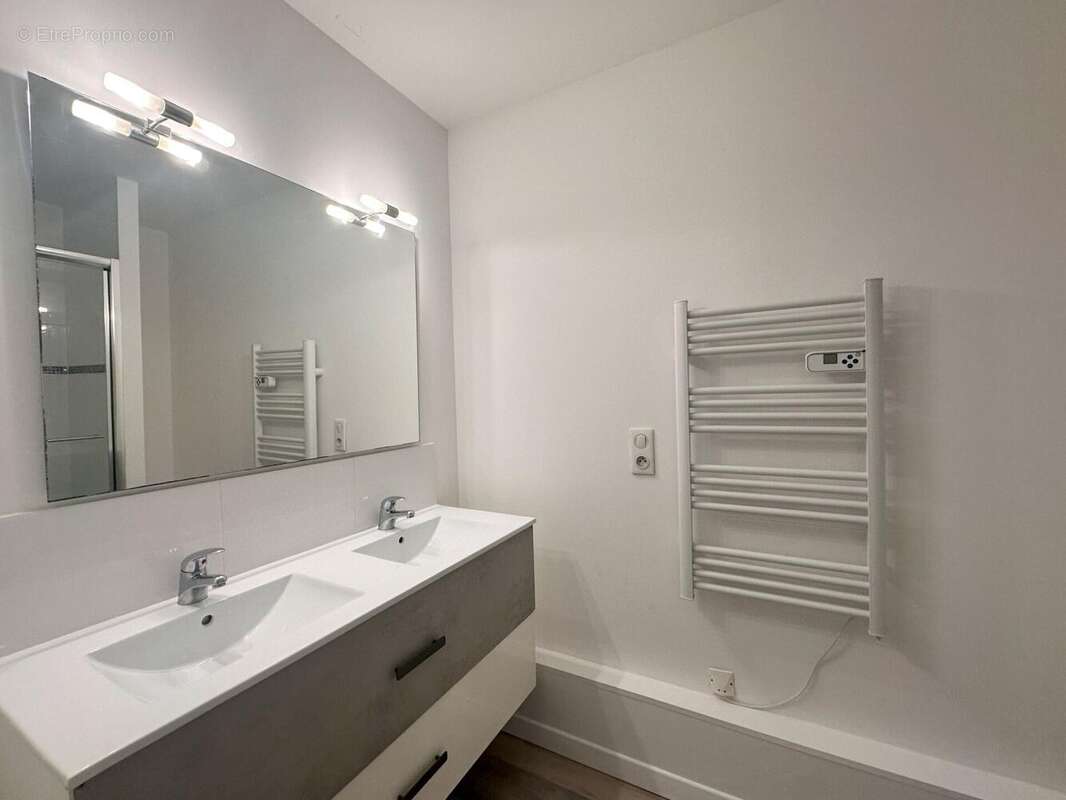 Photo 9 - Appartement à MAUGUIO