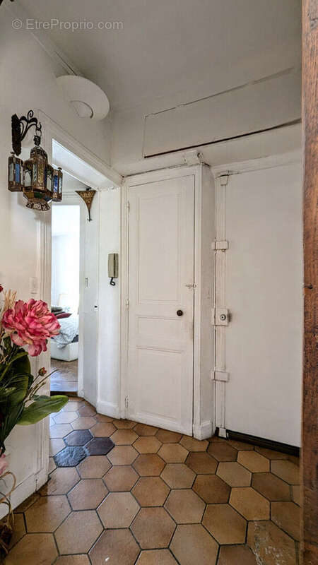 Appartement Duplex Saint Denis 6 pièce(s) 111.51 m2 - photo 13