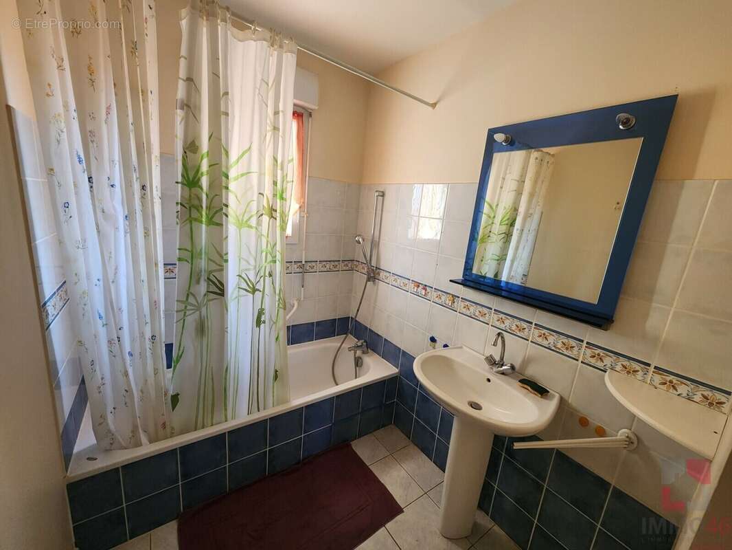 Maison à PUY-L'EVEQUE