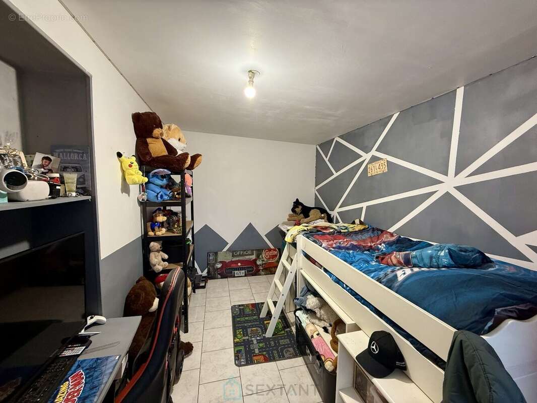 Maison à CALLENGEVILLE