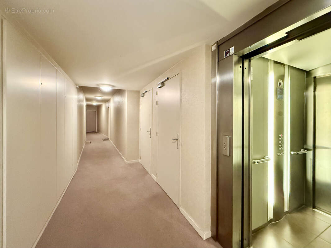 Appartement à REZE