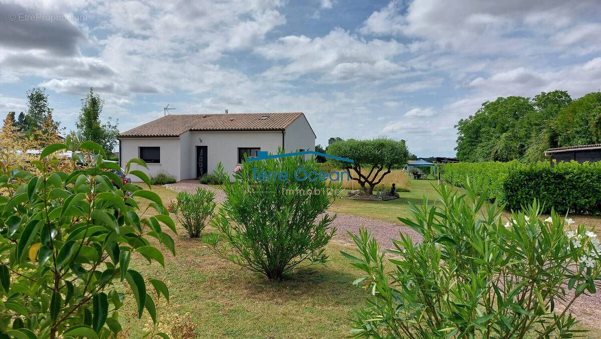 Maison à SABLONCEAUX