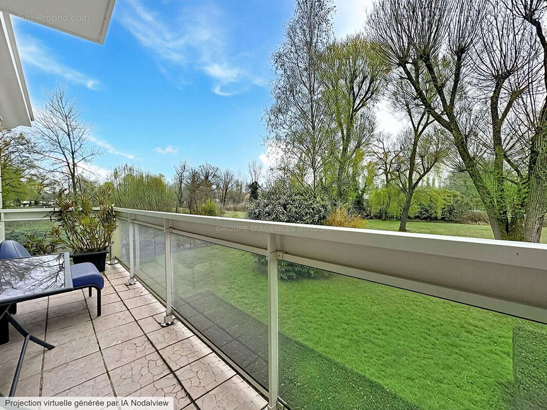 Appartement à LAMORLAYE