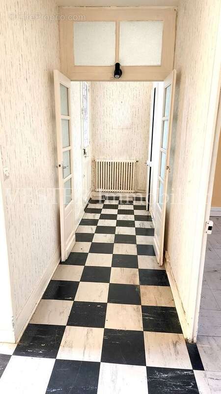 Maison à NEUVIC