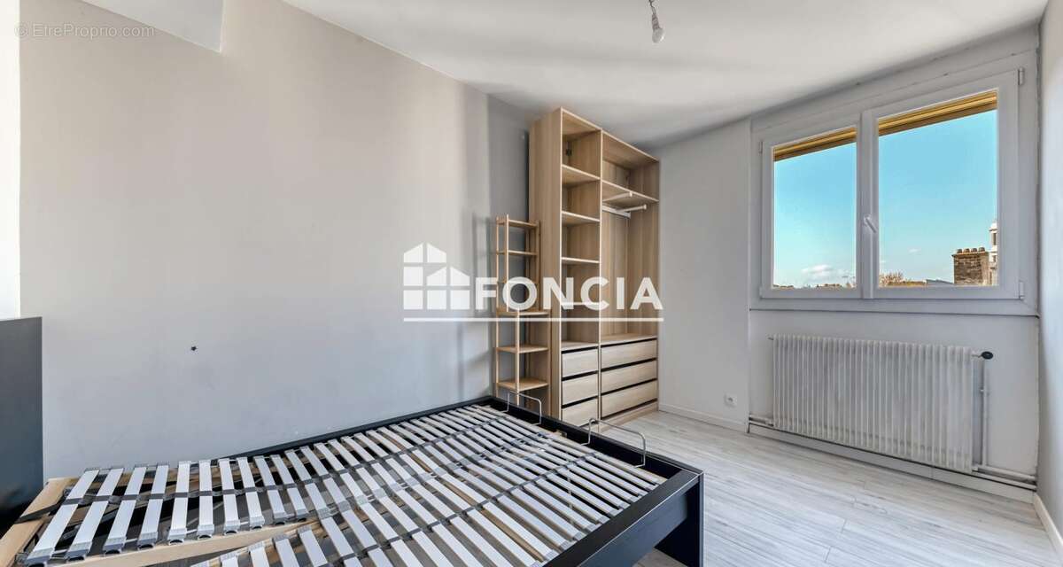 Appartement à LYON-7E