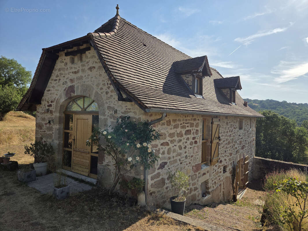 Charmante maison en pierre à vendre - photo 2