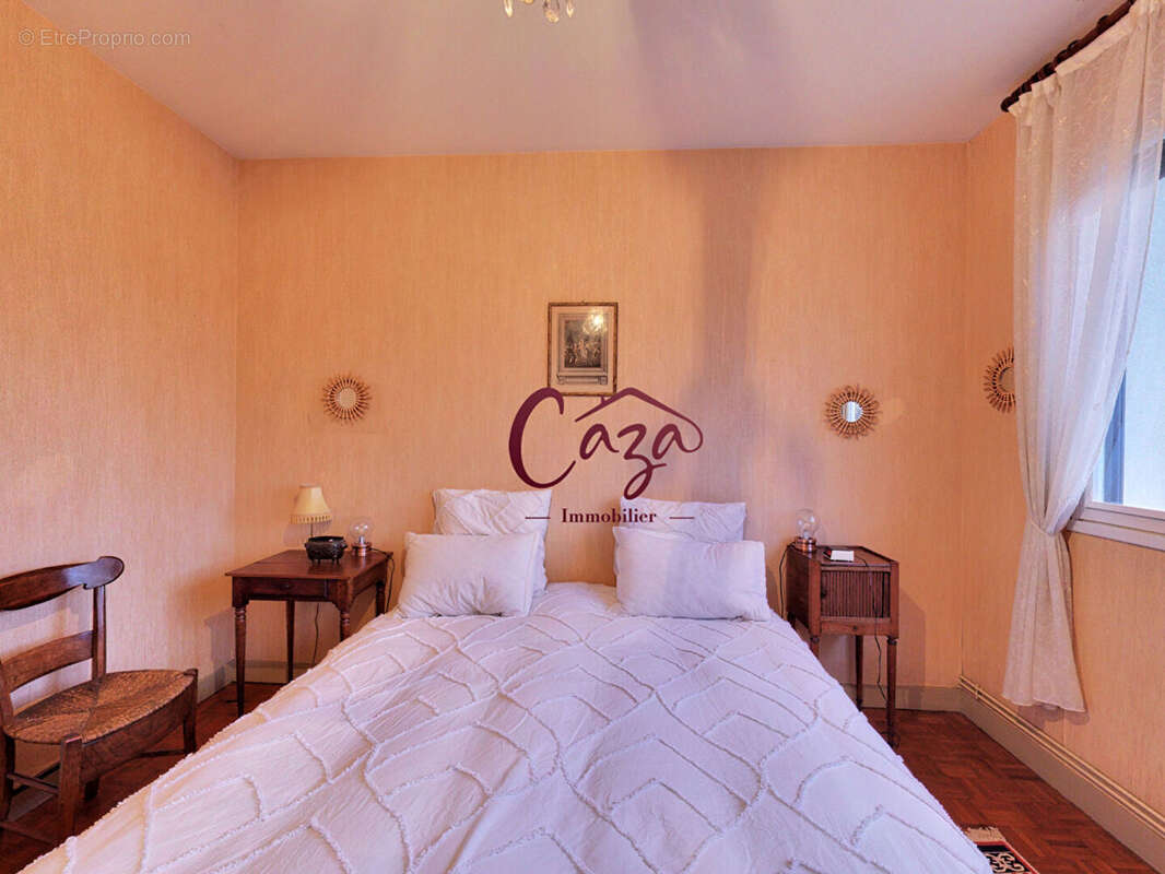 Maison à FARGUES-SAINT-HILAIRE