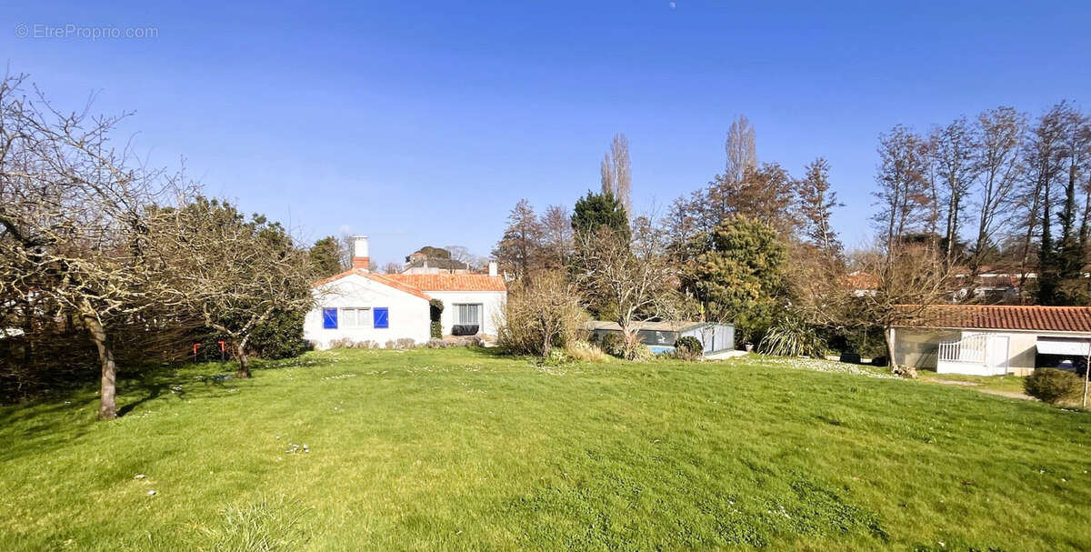 Maison à LE GIROUARD