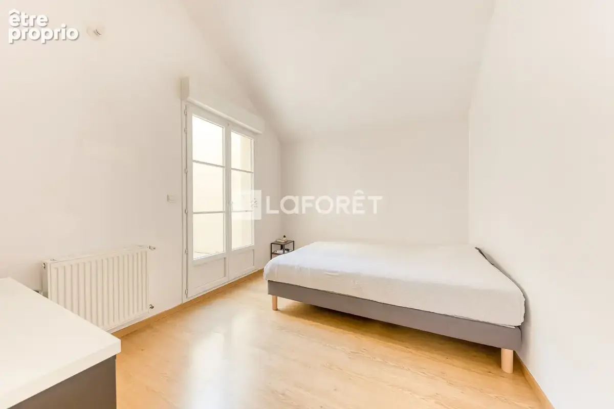 Maison La Queue En Brie 6 pièce(s) 120 m2 - photo 6