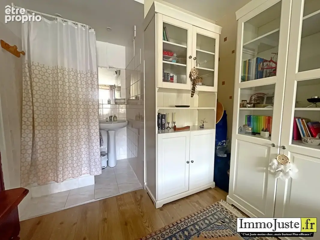 Appartement 97 m² à Magny-Les-Hameaux  - photo 7