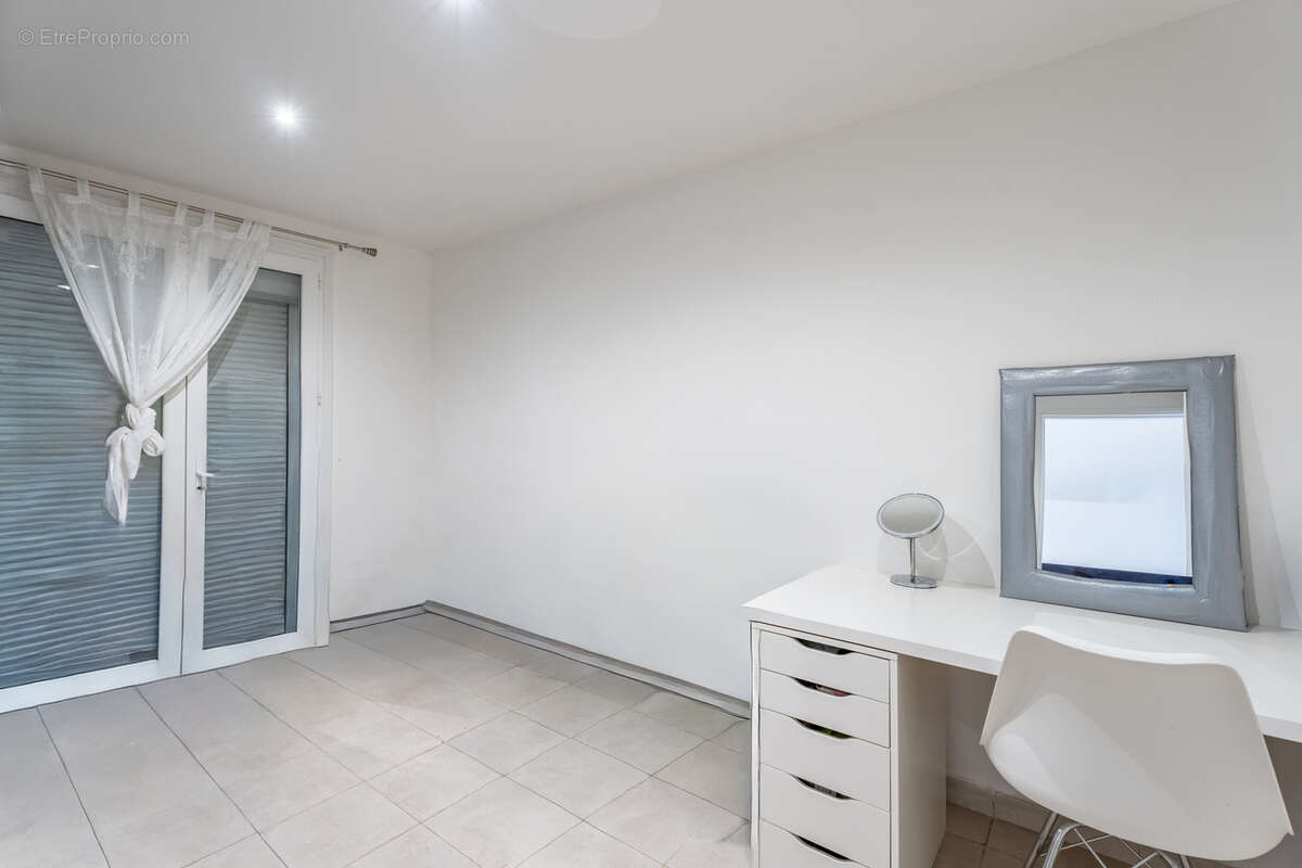 Appartement à PLAN-DE-CUQUES