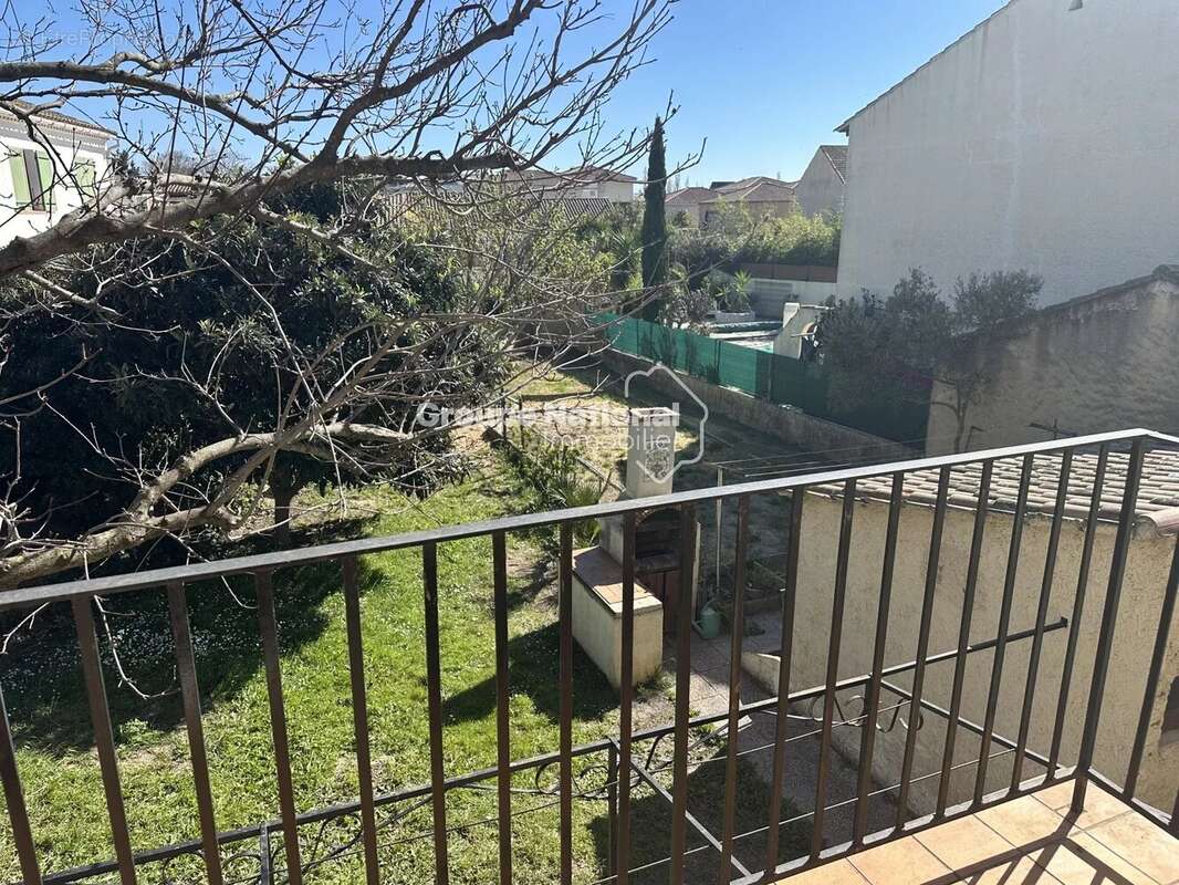 Maison à SAINT-MARTIN-DE-CRAU