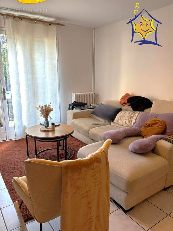 Maison à VERT-LE-GRAND