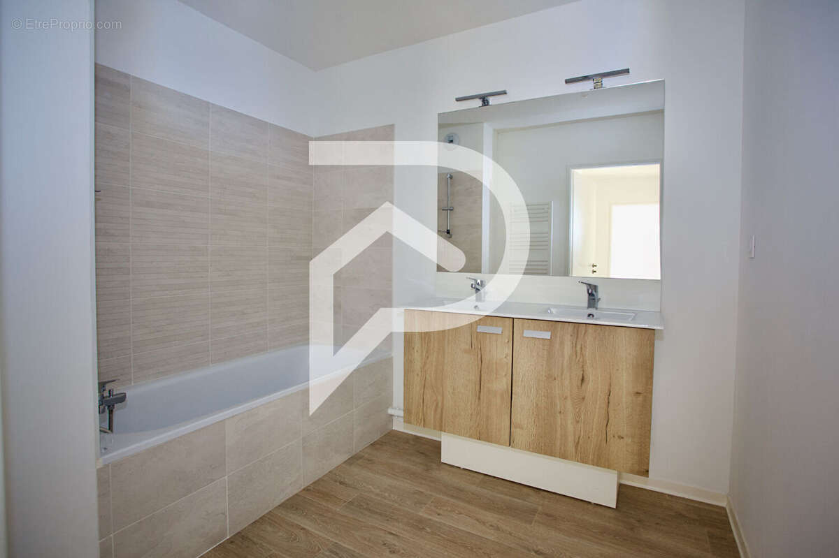 Appartement à JASSANS-RIOTTIER