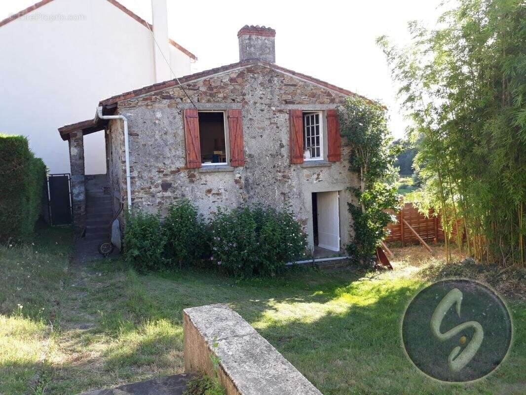 Maison à CHAMPTOCEAUX