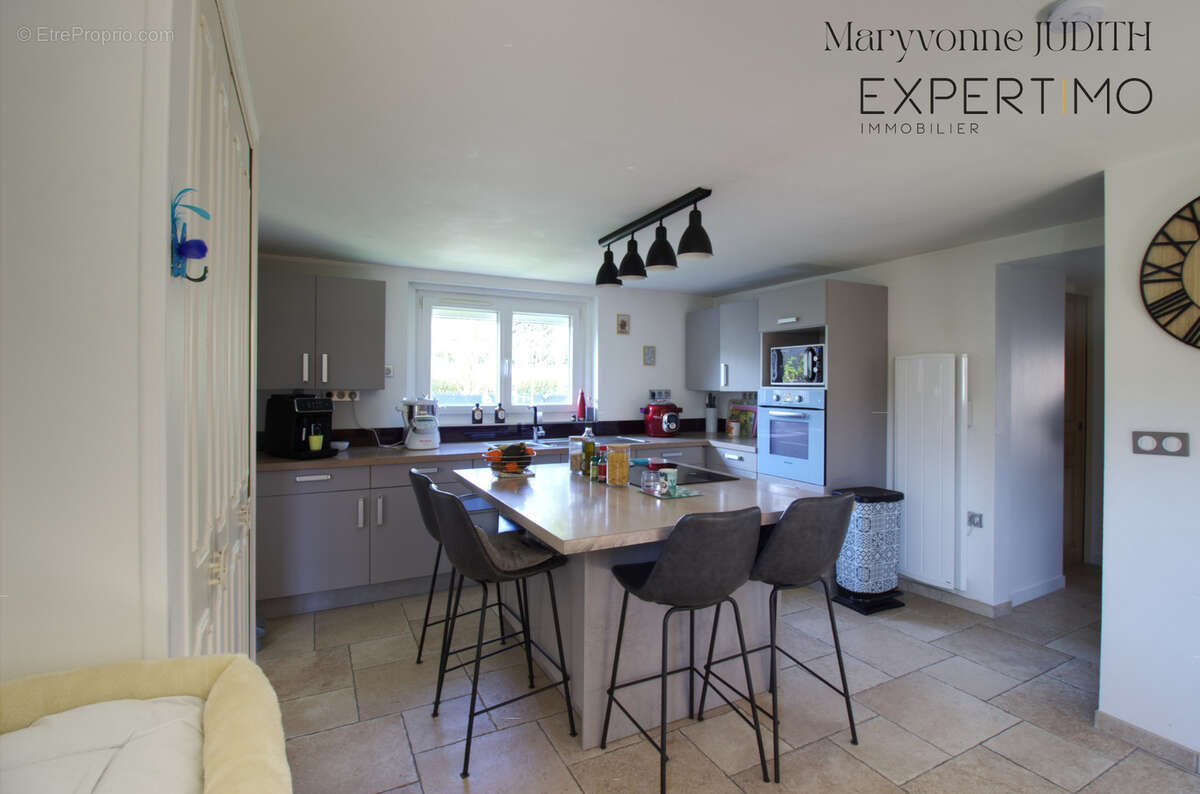 Appartement à VILLIERS-SUR-MORIN