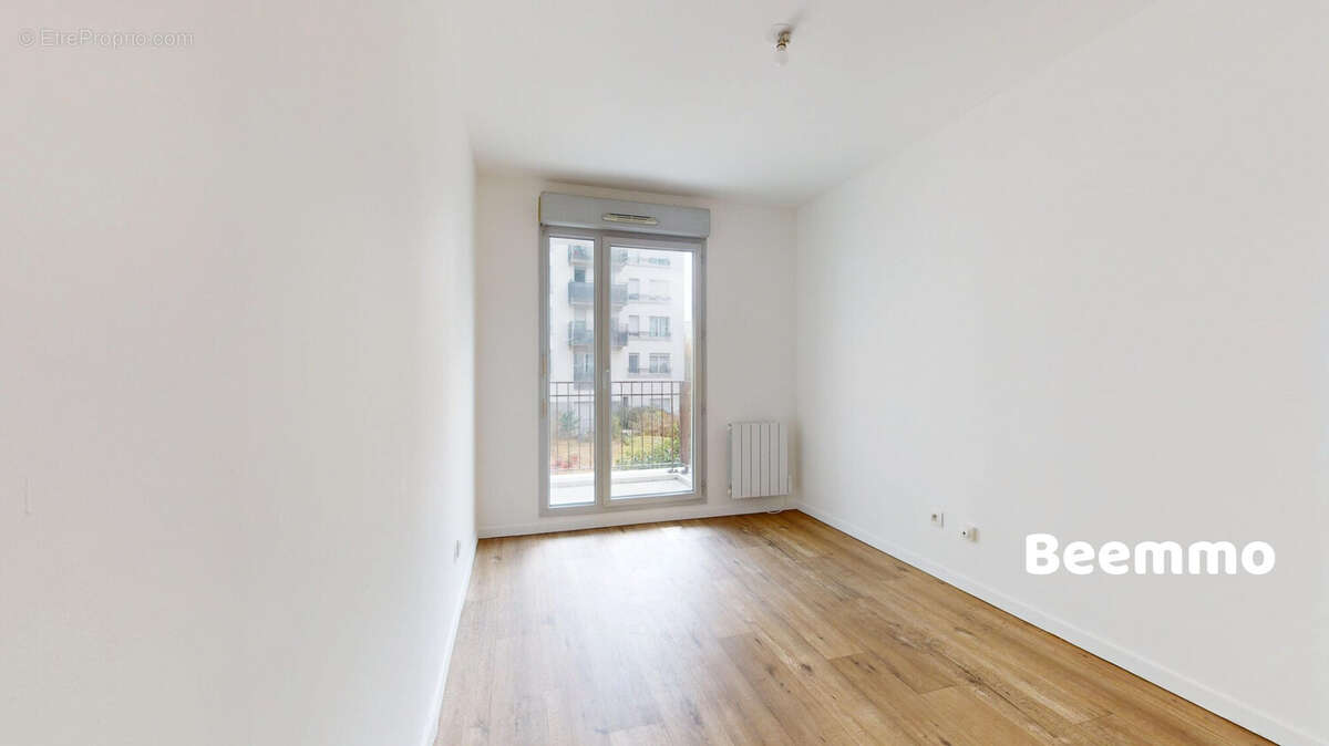 Appartement 69 m² à Saint-Denis  - photo 6
