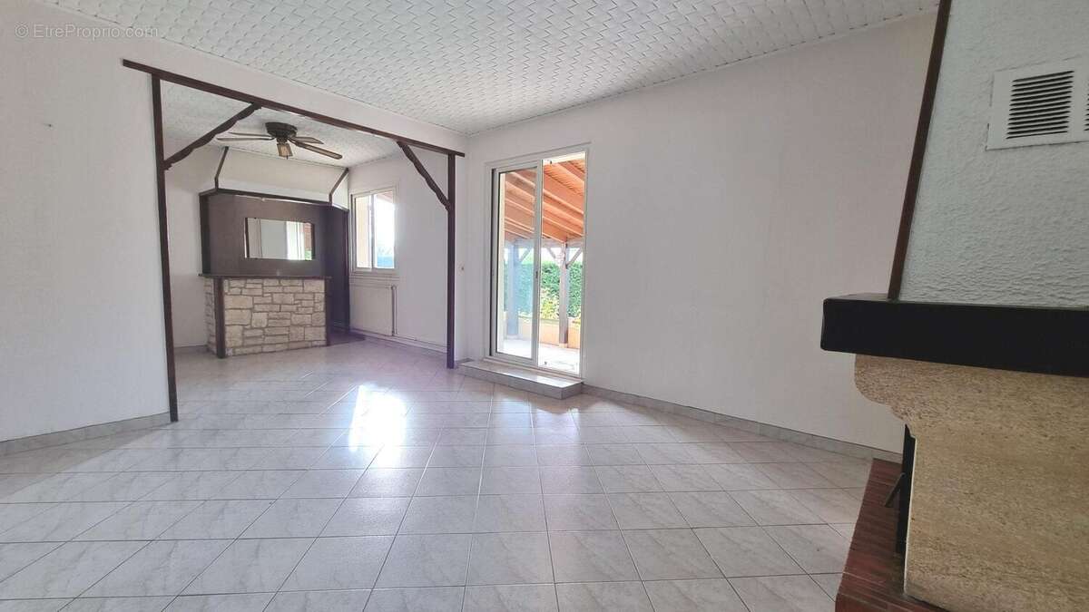 Maison à CASTELSARRASIN