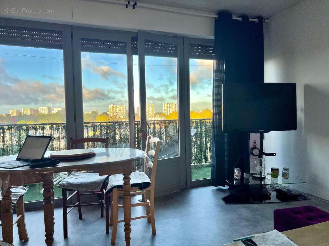   - Appartement à ANGERS