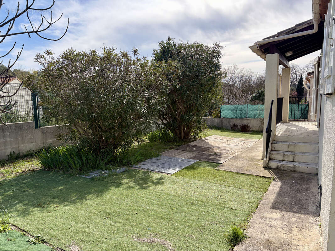 Maison à PRADES-LE-LEZ